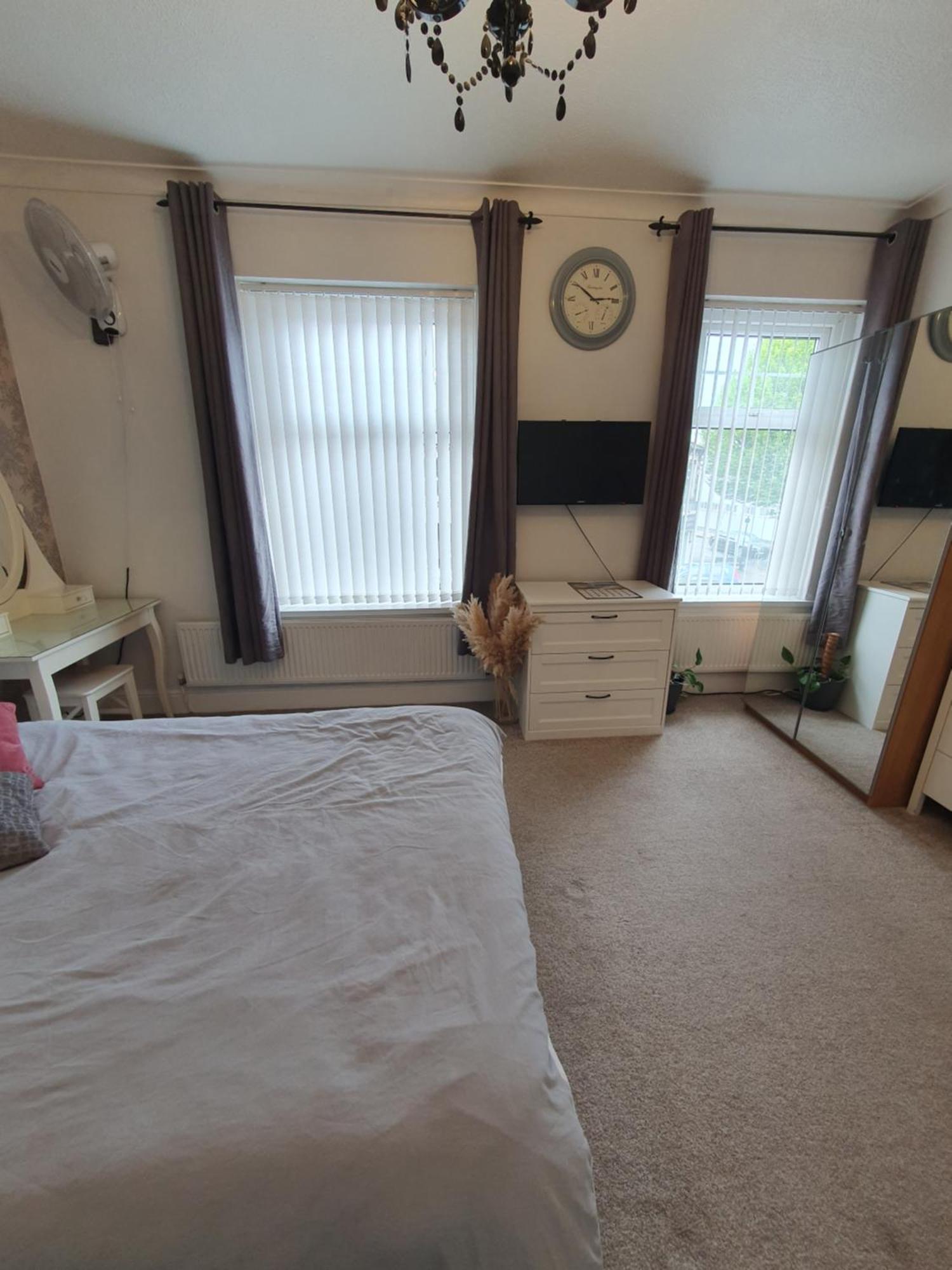 Private Luxury Double Room In Cardiff Bagian luar foto