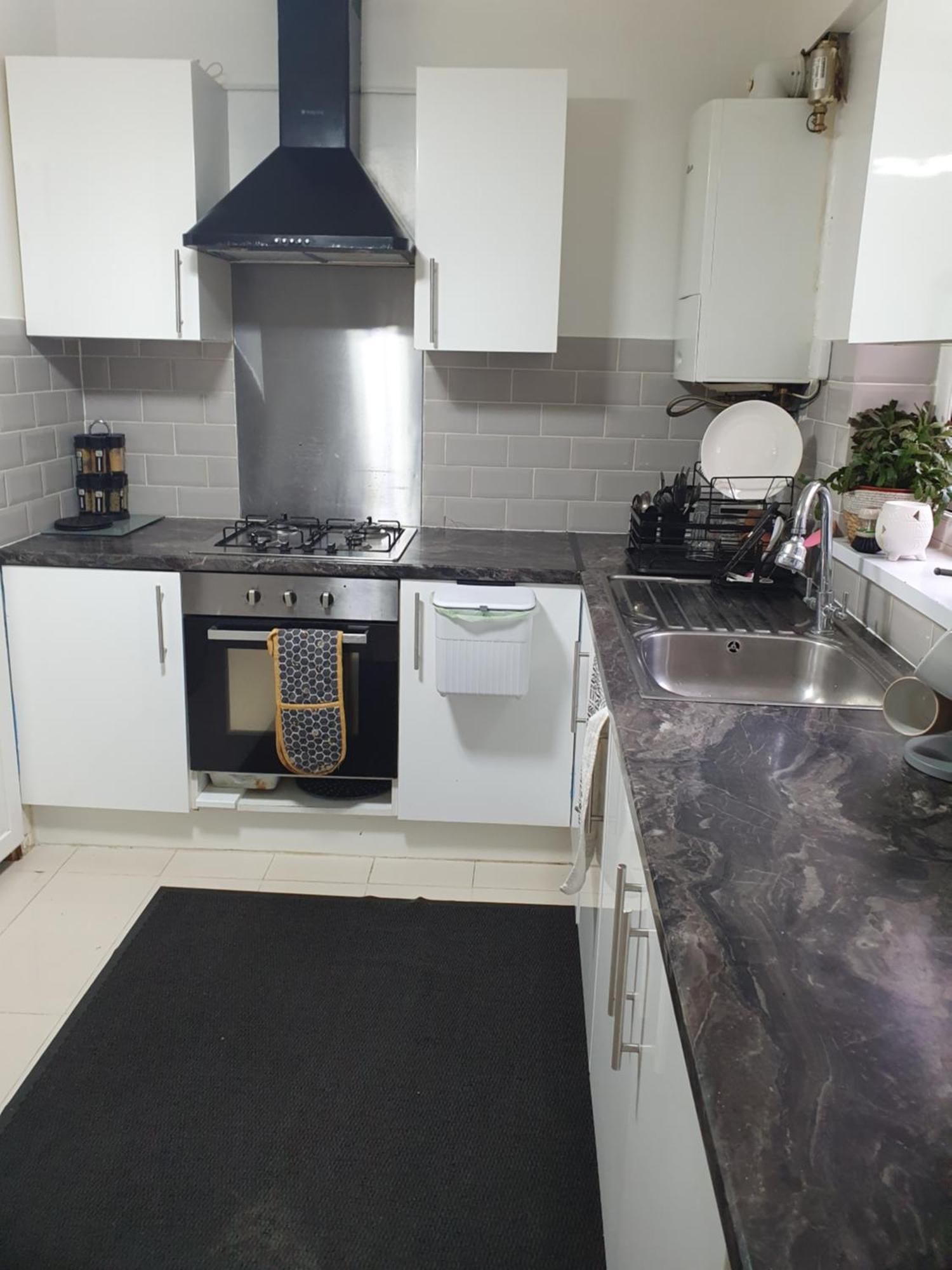 Private Luxury Double Room In Cardiff Bagian luar foto